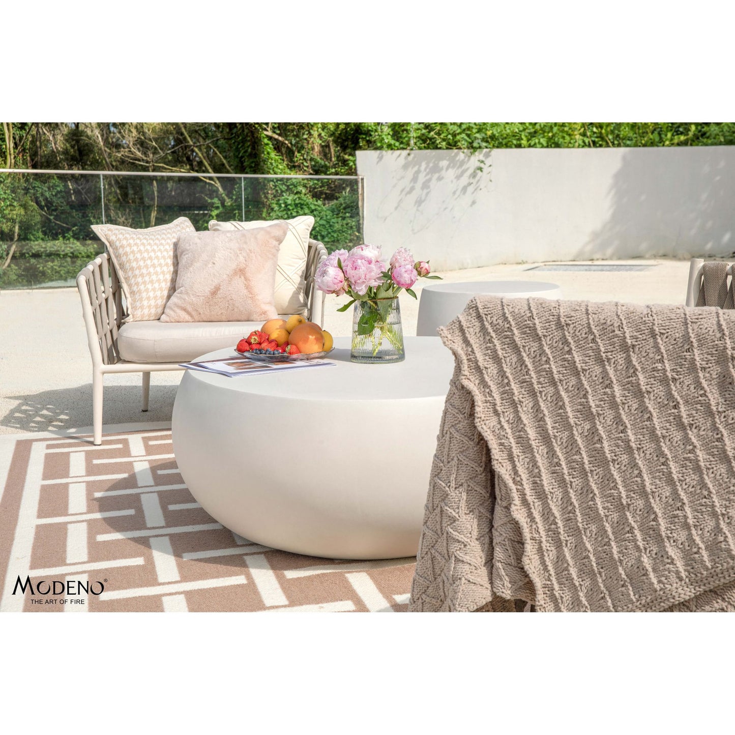Steintisch Couchtisch IKARIA für Innen und Außen Coffee Table IKARIA - houseofhome24