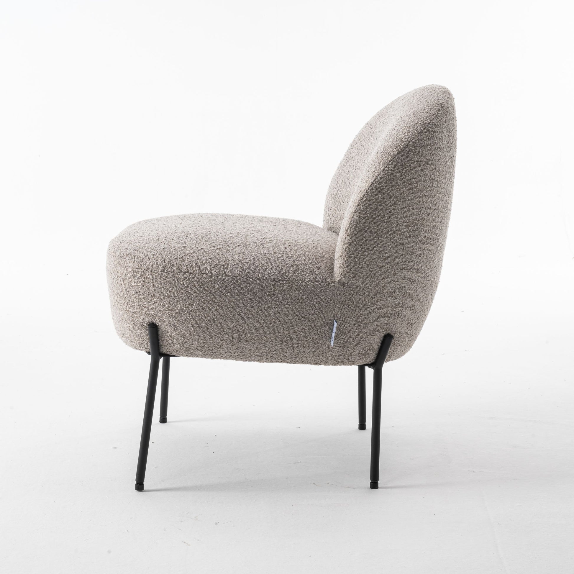 Kuscheliger Loungestuhl zum Wohlfühlen mit Teddy-Stoff in Taupe | Wohnzimmerstuhl Boucléstoff - Modern - houseofhome24