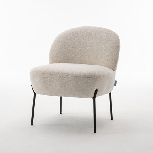 Kuscheliger Loungestuhl zum Wohlfühlen mit Teddy-Stoff in Hellbeige | Wohnzimmerstuhl Boucléstoff - Modern - houseofhome24
