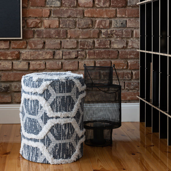 Veganer Sitz-Pouf aus Baumwolle „Waleah“ in Blau | Pouf zu passendem Teppich „Waleah“ - houseofhome24